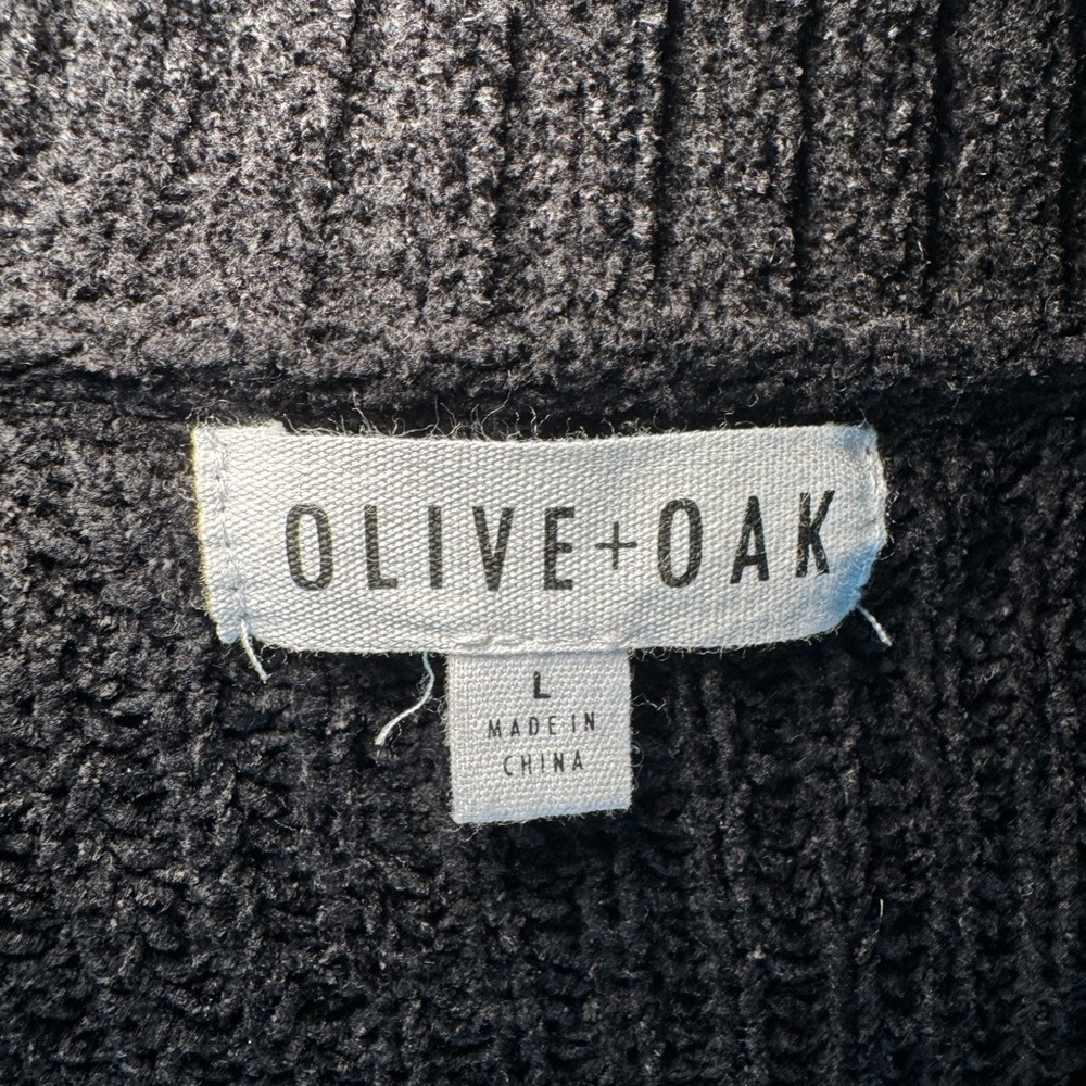 Olive + Oak Black Knit V-Neck Sweater – Size L ✨ - Picture 4 of 5